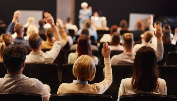 Public Relations in the Age of Instant News